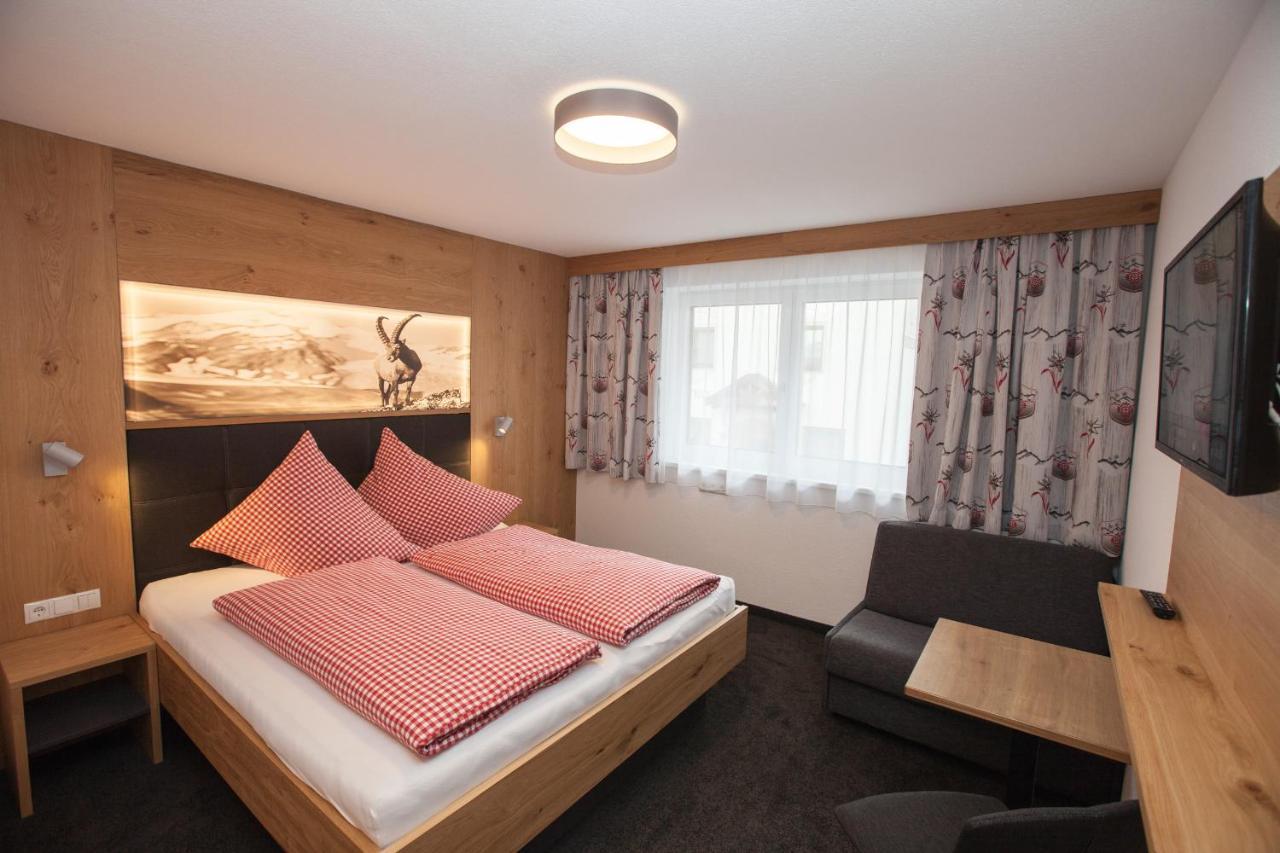 Haus Kuechelspitz Bed and Breakfast Ischgl Buitenkant foto